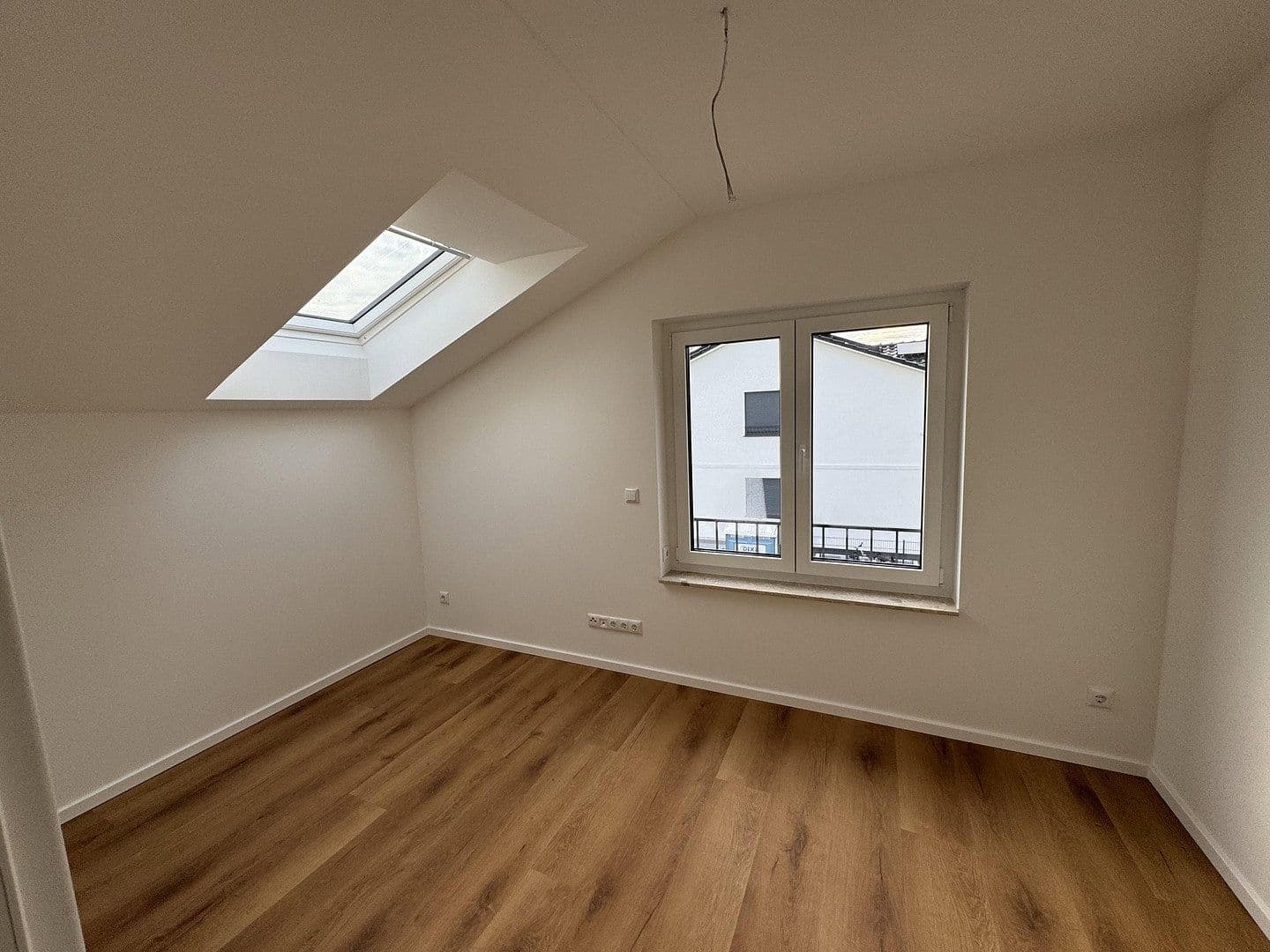 Prenájom bytu 3-izbový 79 m², Am Lupinenfeld 33A, Berlin, Berlín Prenájom bytu 3-izbový 79 m², Am Lupinenfeld 33A, Berlin, Berlín