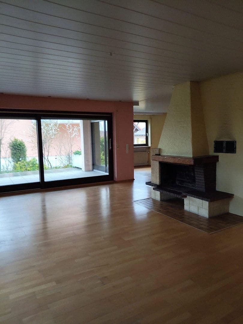 Predaj domu 260 m², pozemok 809 m², Kaulberg 16, Hemhofen, Bavorsko Predaj domu 260 m², pozemok 809 m², Kaulberg 16, Hemhofen, Bavorsko
