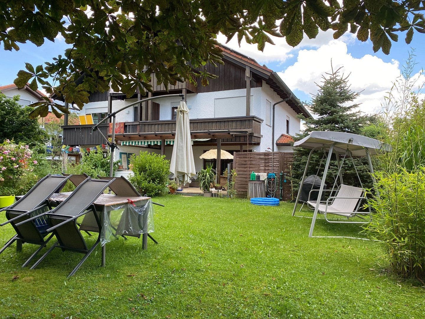 Prenájom domu 160 m², pozemok 400 m², Münchener Str.47, Sauerlach, Bavorsko Prenájom domu 160 m², pozemok 400 m², Münchener Str.47, Sauerlach, Bavorsko
