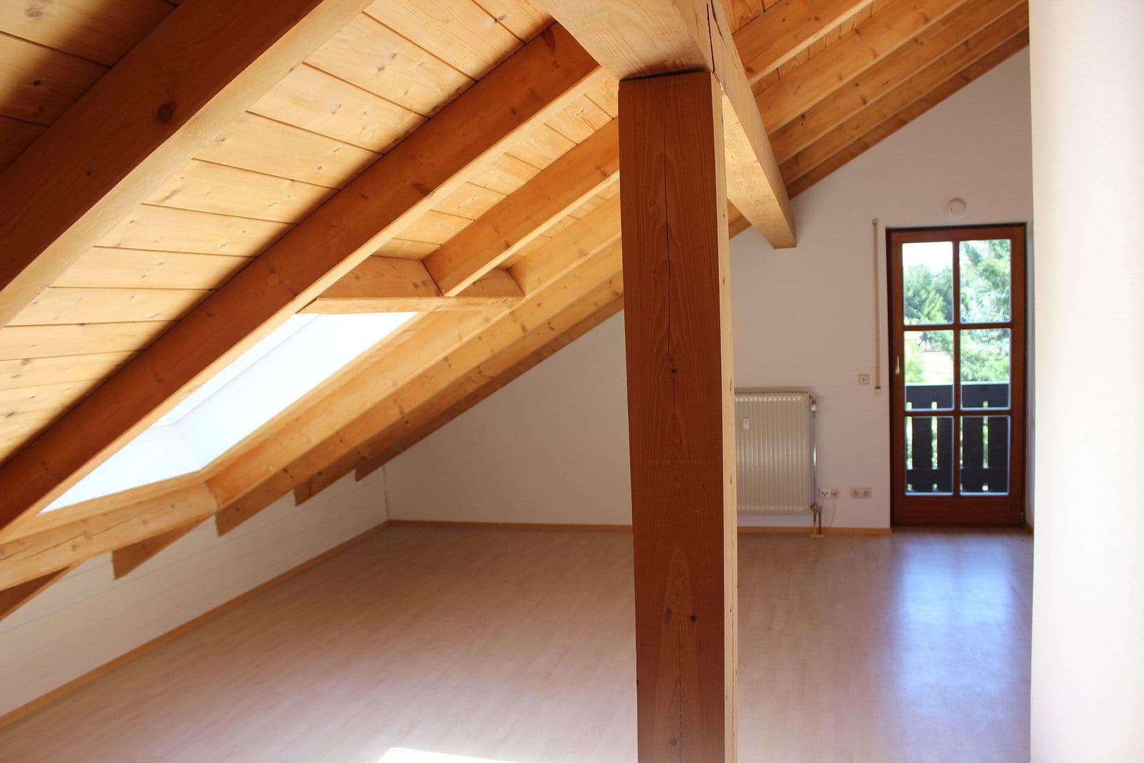Prenájom domu 160 m², pozemok 400 m², Münchener Str.47, Sauerlach, Bavorsko Prenájom domu 160 m², pozemok 400 m², Münchener Str.47, Sauerlach, Bavorsko