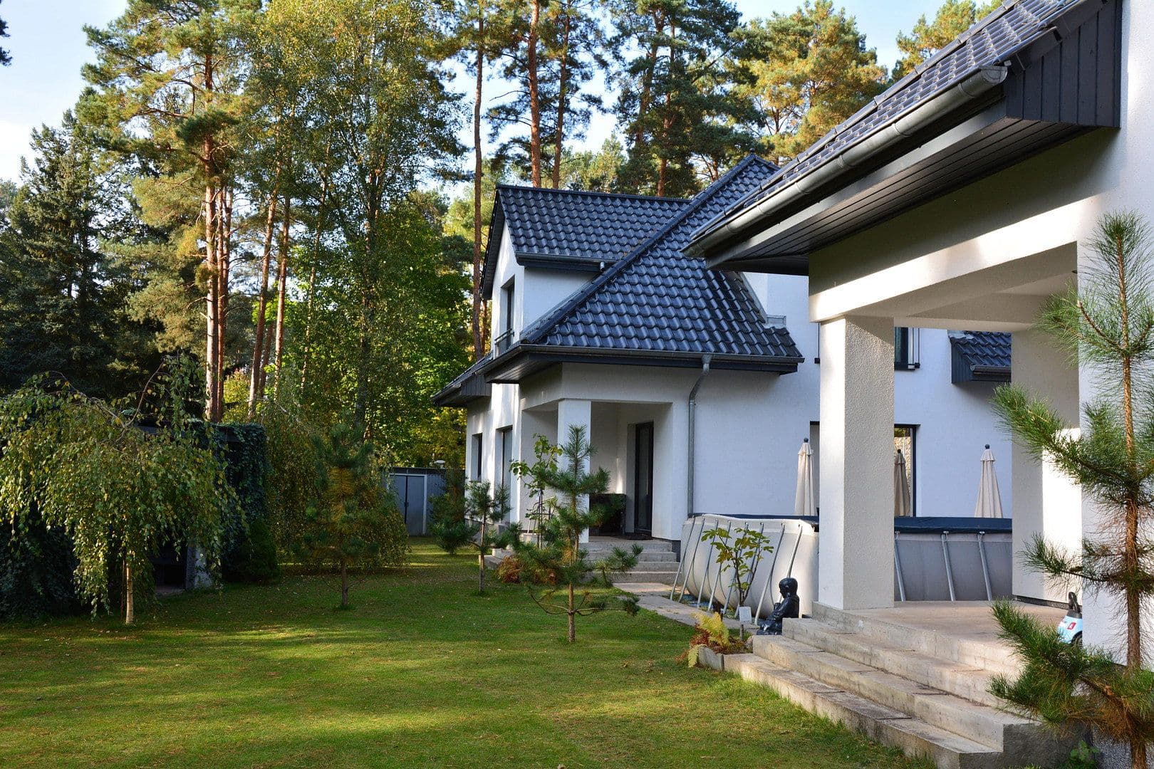 Predaj domu 368 m², pozemok 2.818 m², Lehniner Straße 7 / 7A, Borkwalde, Brandenbursko Predaj domu 368 m², pozemok 2.818 m², Lehniner Straße 7 / 7A, Borkwalde, Brandenbursko