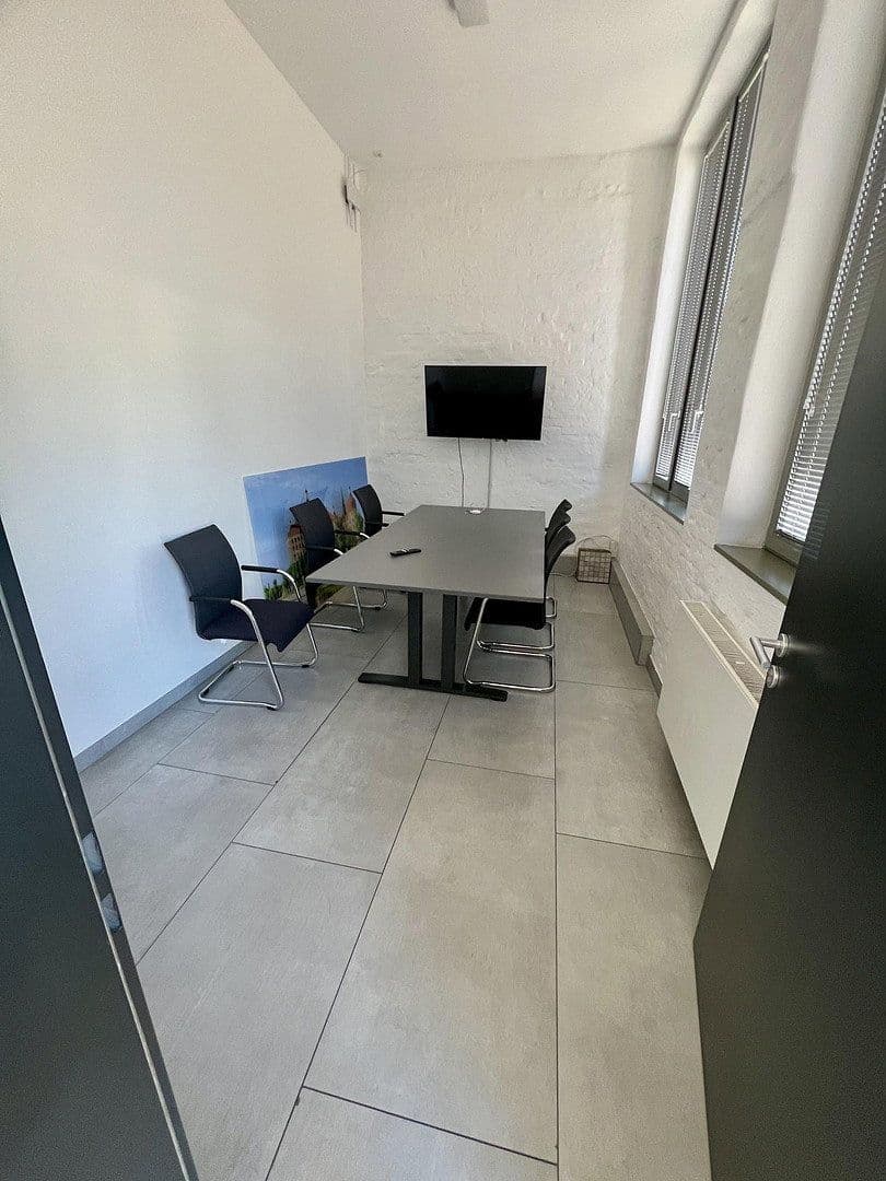 Prenájom nebytového priestoru 1.848 m², Dresden, Sasko Prenájom nebytového priestoru 1.848 m², Dresden, Sasko