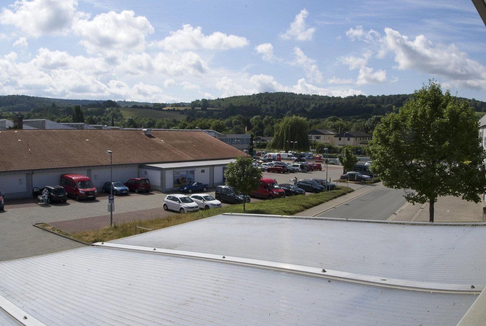 Predaj domu 101 m², pozemok 1.321 m², An der Flachsröße 1, Mühltal, Hesensko Predaj domu 101 m², pozemok 1.321 m², An der Flachsröße 1, Mühltal, Hesensko