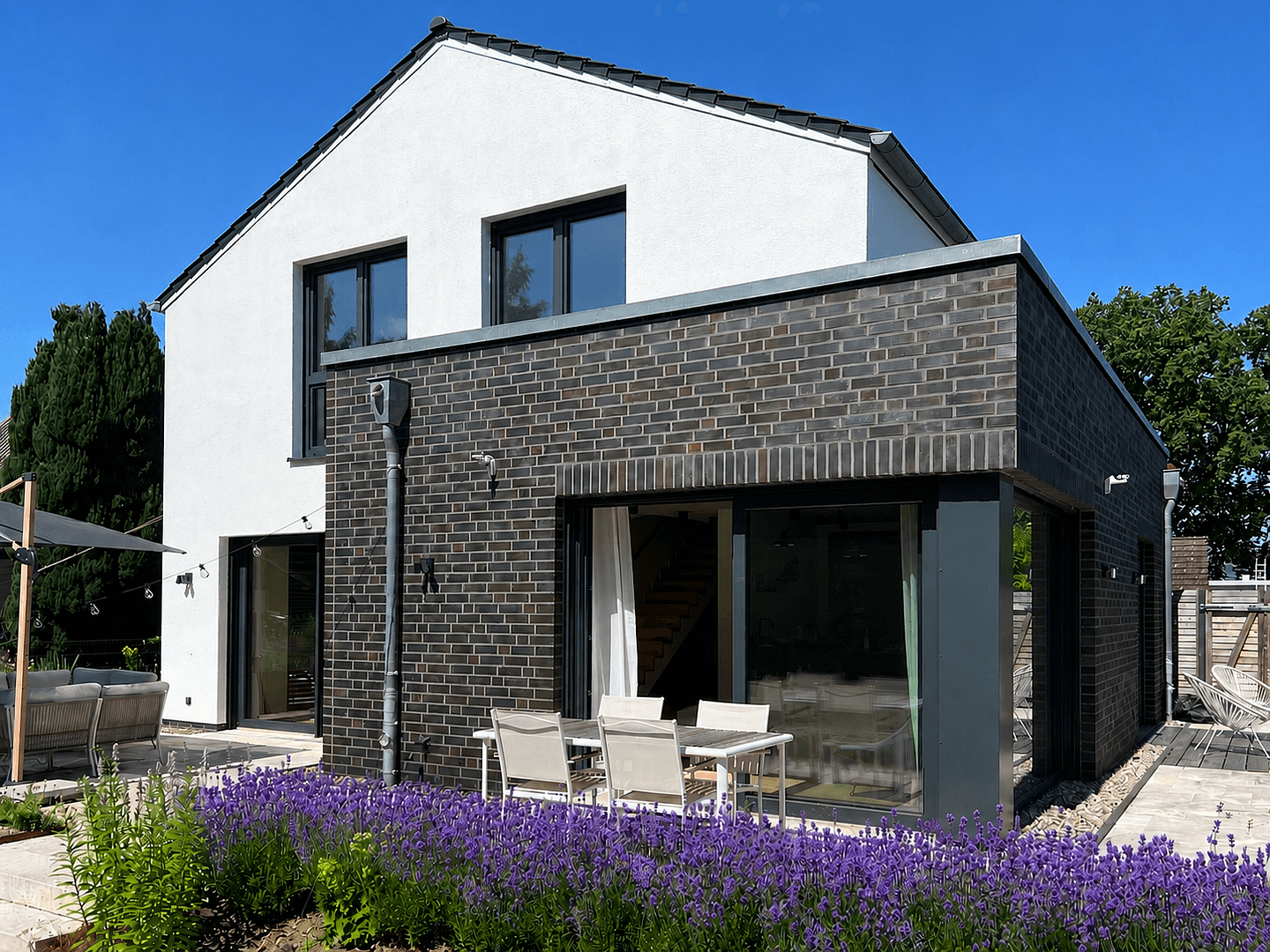 Predaj domu 171 m², pozemok 689 m², Schwarzenbek, Šlezvicko-Holštajnsko Predaj domu 171 m², pozemok 689 m², Schwarzenbek, Šlezvicko-Holštajnsko