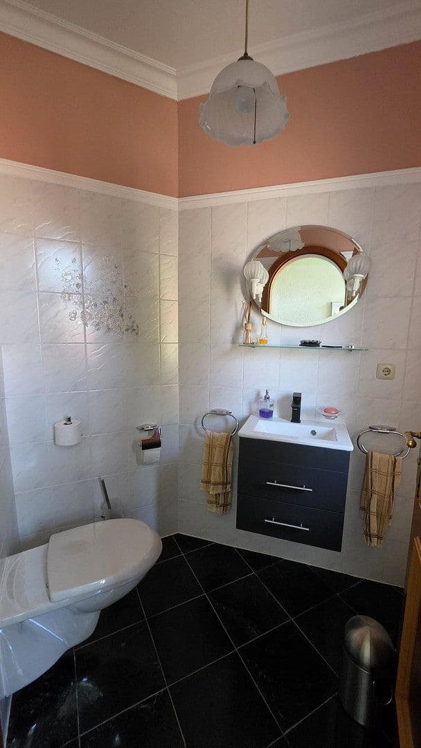 Predaj domu 300 m², pozemok 1.216 m², Marne, Šlezvicko-Holštajnsko Predaj domu 300 m², pozemok 1.216 m², Marne, Šlezvicko-Holštajnsko