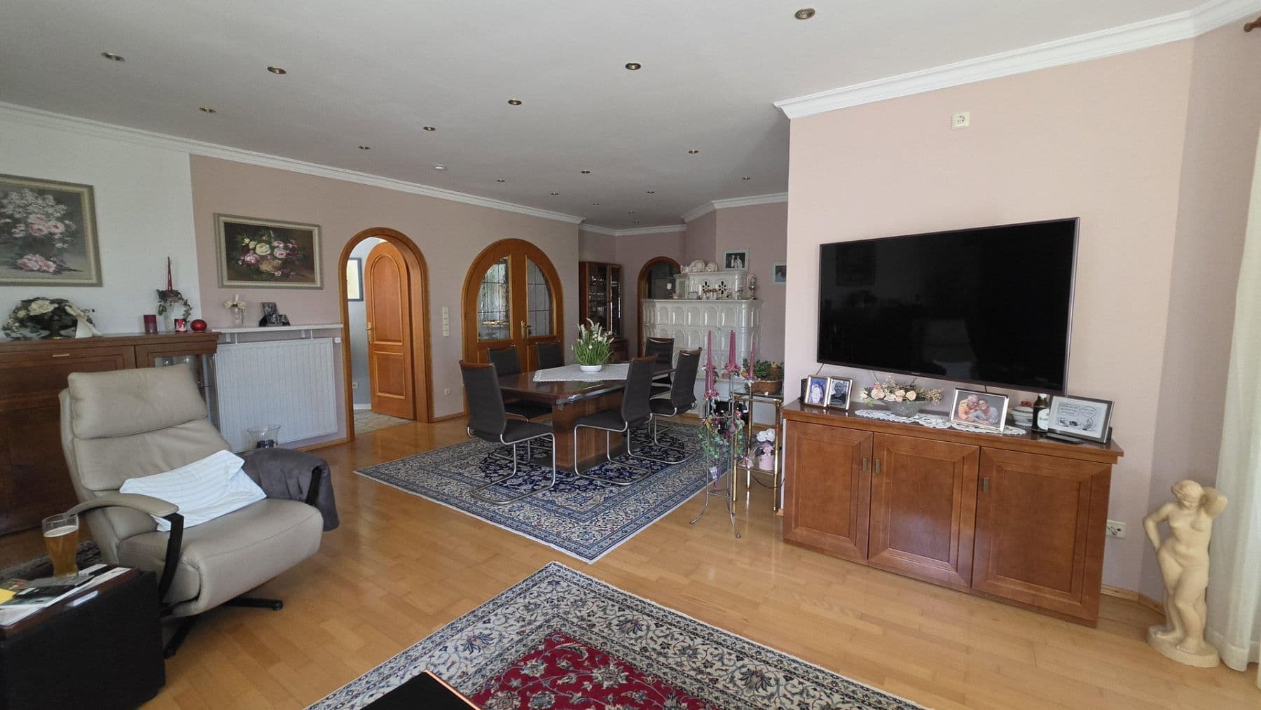 Predaj domu 300 m², pozemok 1.216 m², Marne, Šlezvicko-Holštajnsko Predaj domu 300 m², pozemok 1.216 m², Marne, Šlezvicko-Holštajnsko