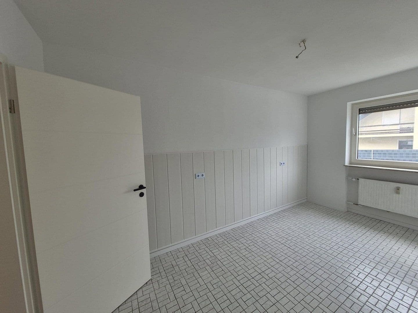 Prenájom bytu 5-izbový 160 m², Kastellaun, Porýnie-Falcko Prenájom bytu 5-izbový 160 m², Kastellaun, Porýnie-Falcko