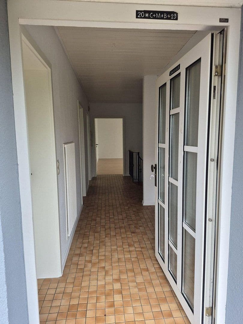Prenájom bytu 5-izbový 160 m², Kastellaun, Porýnie-Falcko Prenájom bytu 5-izbový 160 m², Kastellaun, Porýnie-Falcko