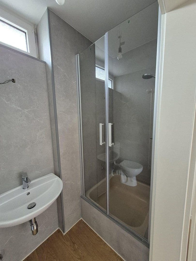 Prenájom bytu 5-izbový 160 m², Kastellaun, Porýnie-Falcko Prenájom bytu 5-izbový 160 m², Kastellaun, Porýnie-Falcko