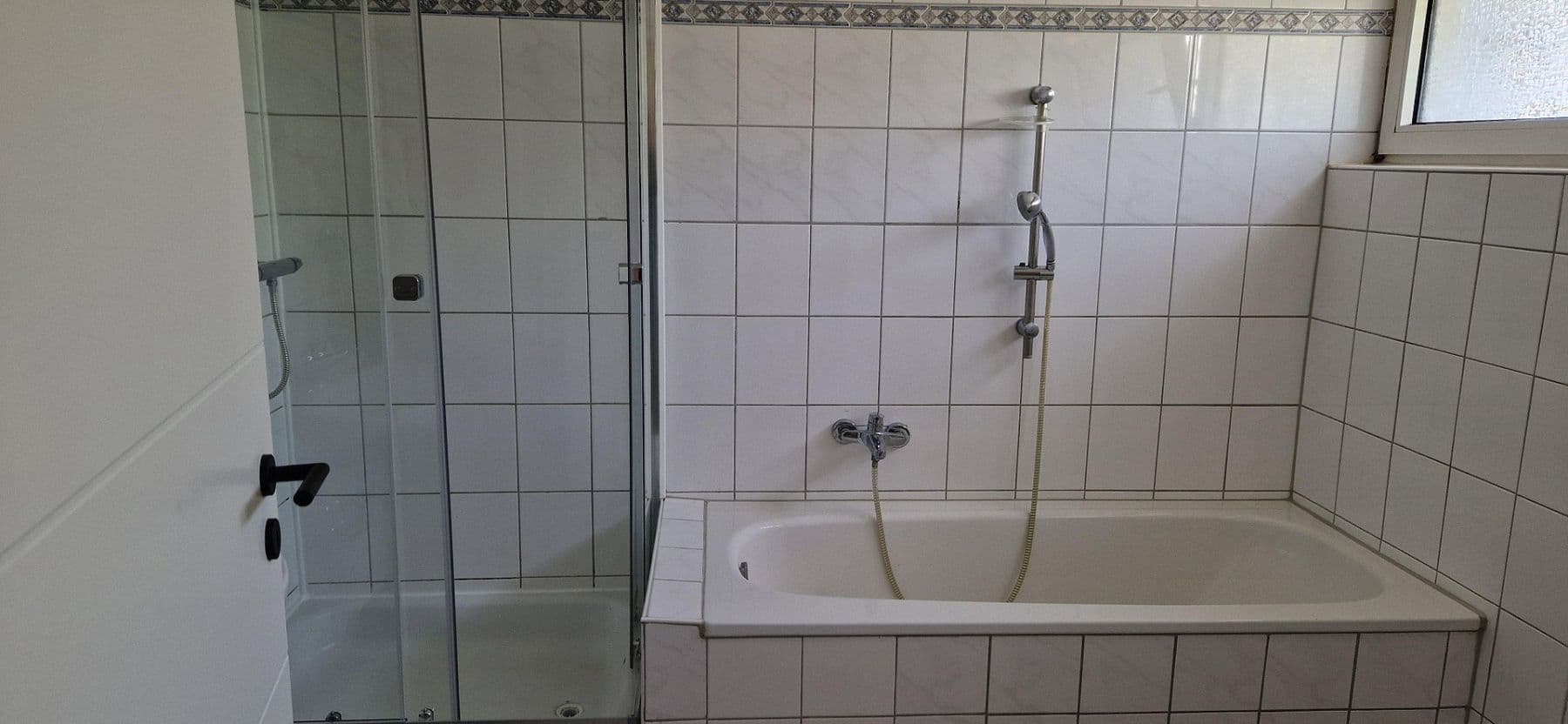 Prenájom bytu 5-izbový 160 m², Kastellaun, Porýnie-Falcko Prenájom bytu 5-izbový 160 m², Kastellaun, Porýnie-Falcko