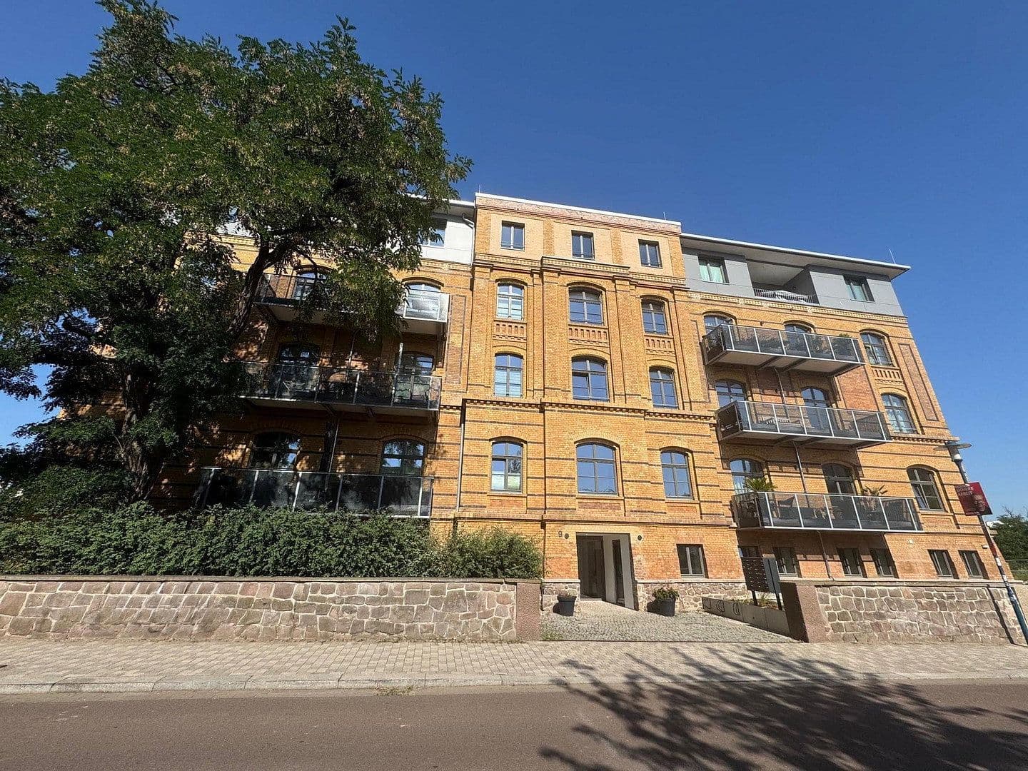 Prenájom bytu 4-izbový 94 m², Budenbergstraße 9, Magdeburg, Sasko-Anhaltsko Prenájom bytu 4-izbový 94 m², Budenbergstraße 9, Magdeburg, Sasko-Anhaltsko