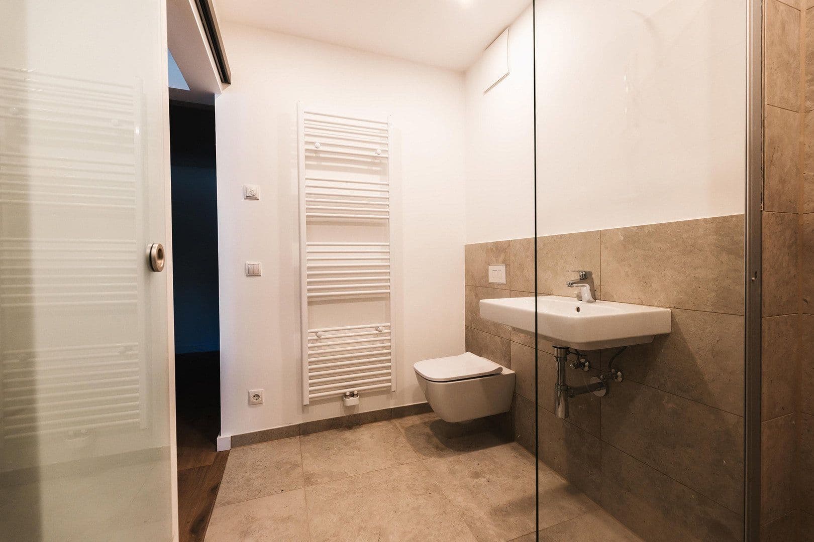 Prenájom bytu 4-izbový 94 m², Budenbergstraße 9, Magdeburg, Sasko-Anhaltsko Prenájom bytu 4-izbový 94 m², Budenbergstraße 9, Magdeburg, Sasko-Anhaltsko