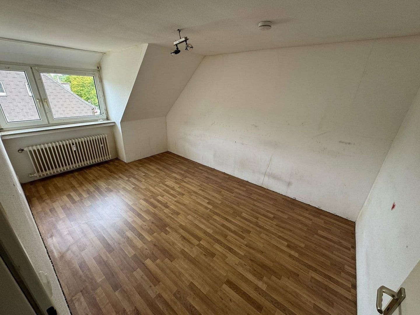 Prenájom bytu 3-izbový 70 m², Weidkamp 177, Essen-Borbeck, Severné Porýnie - Westfálsko Prenájom bytu 3-izbový 70 m², Weidkamp 177, Essen-Borbeck, Severné Porýnie - Westfálsko
