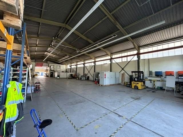 Predaj nebytového priestoru 8.020 m², Niedersachsenstraße 17, Emden, Dolné Sasko Predaj nebytového priestoru 8.020 m², Niedersachsenstraße 17, Emden, Dolné Sasko