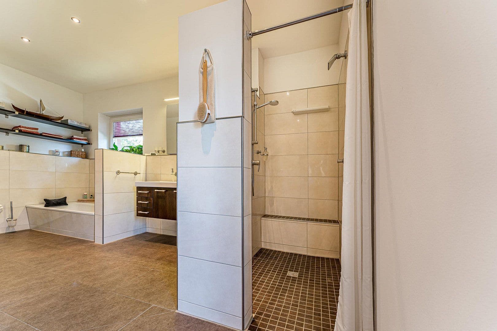 Predaj domu 150 m², pozemok 598 m², Schenefeld, Šlezvicko-Holštajnsko Predaj domu 150 m², pozemok 598 m², Schenefeld, Šlezvicko-Holštajnsko