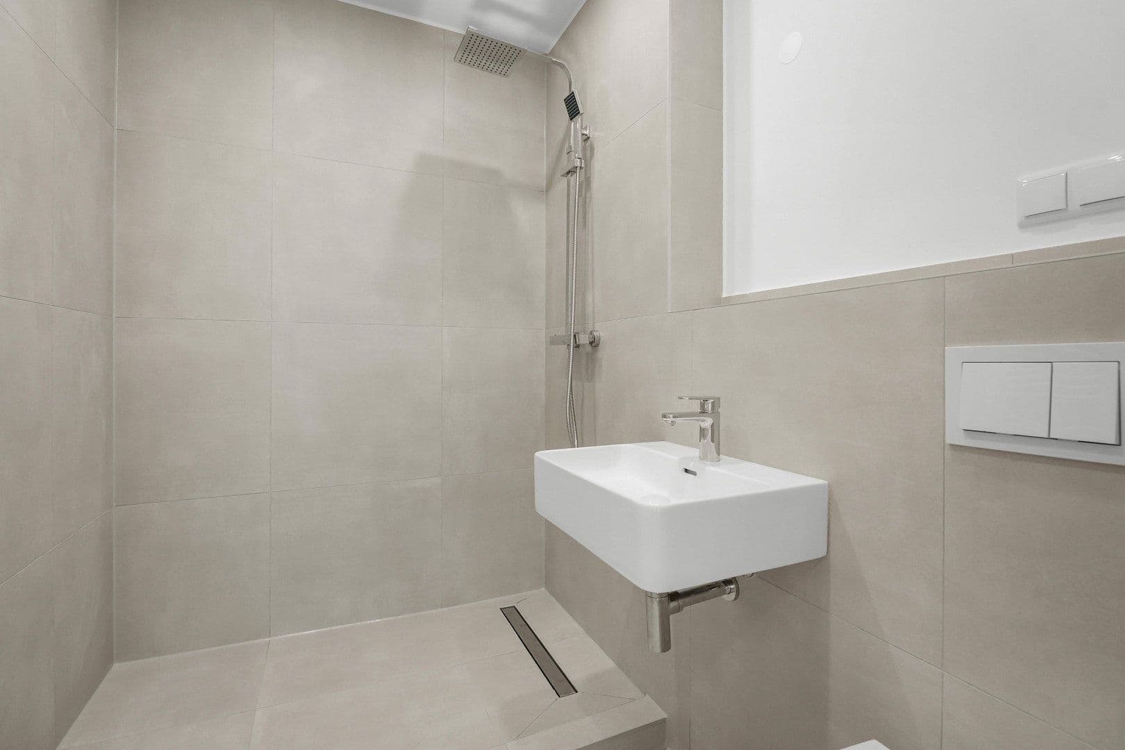 Prenájom bytu 2-izbový 57 m², Berliner Straße 1, Hannover, Dolné Sasko Prenájom bytu 2-izbový 57 m², Berliner Straße 1, Hannover, Dolné Sasko