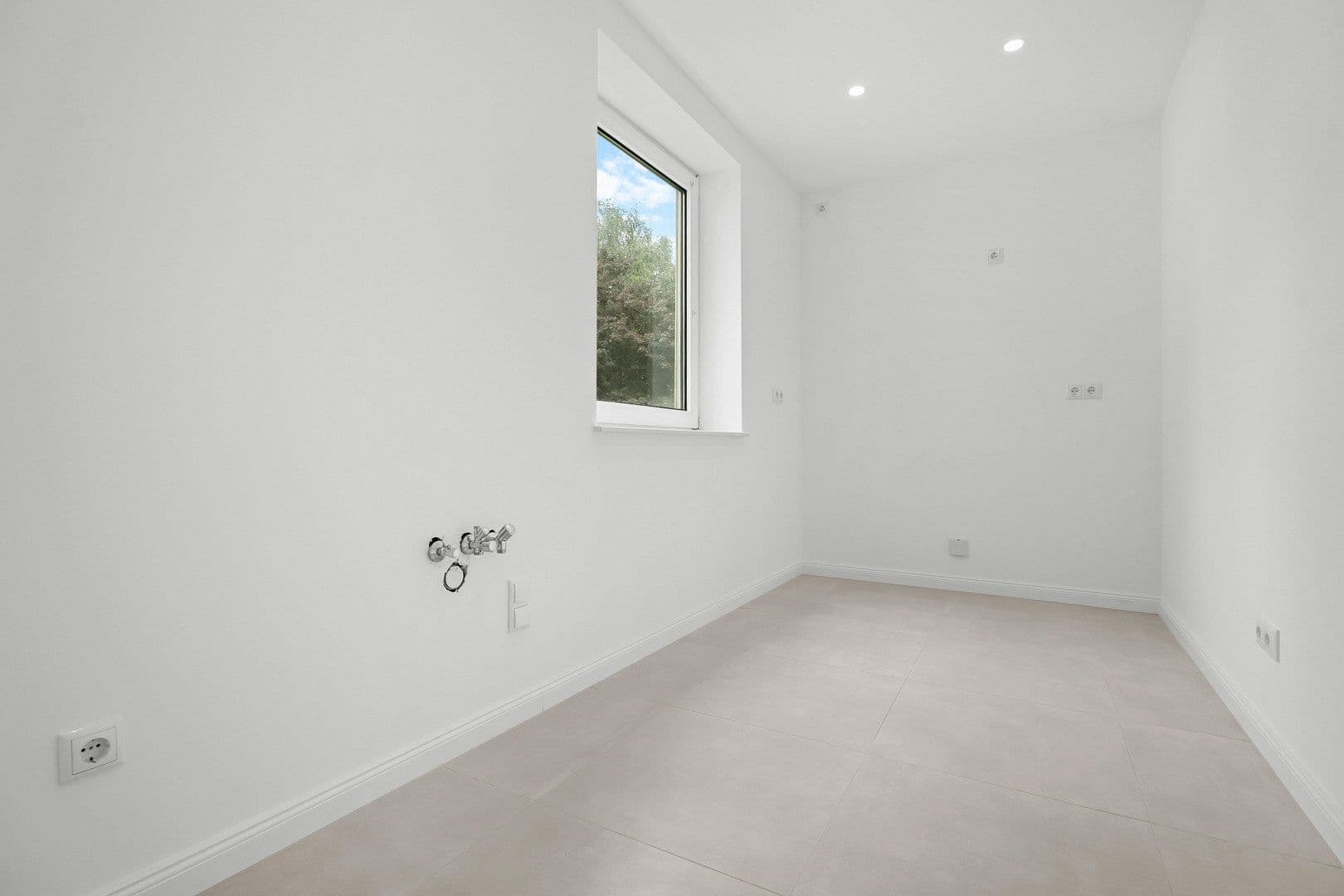 Prenájom bytu 2-izbový 57 m², Berliner Straße 1, Hannover, Dolné Sasko Prenájom bytu 2-izbový 57 m², Berliner Straße 1, Hannover, Dolné Sasko