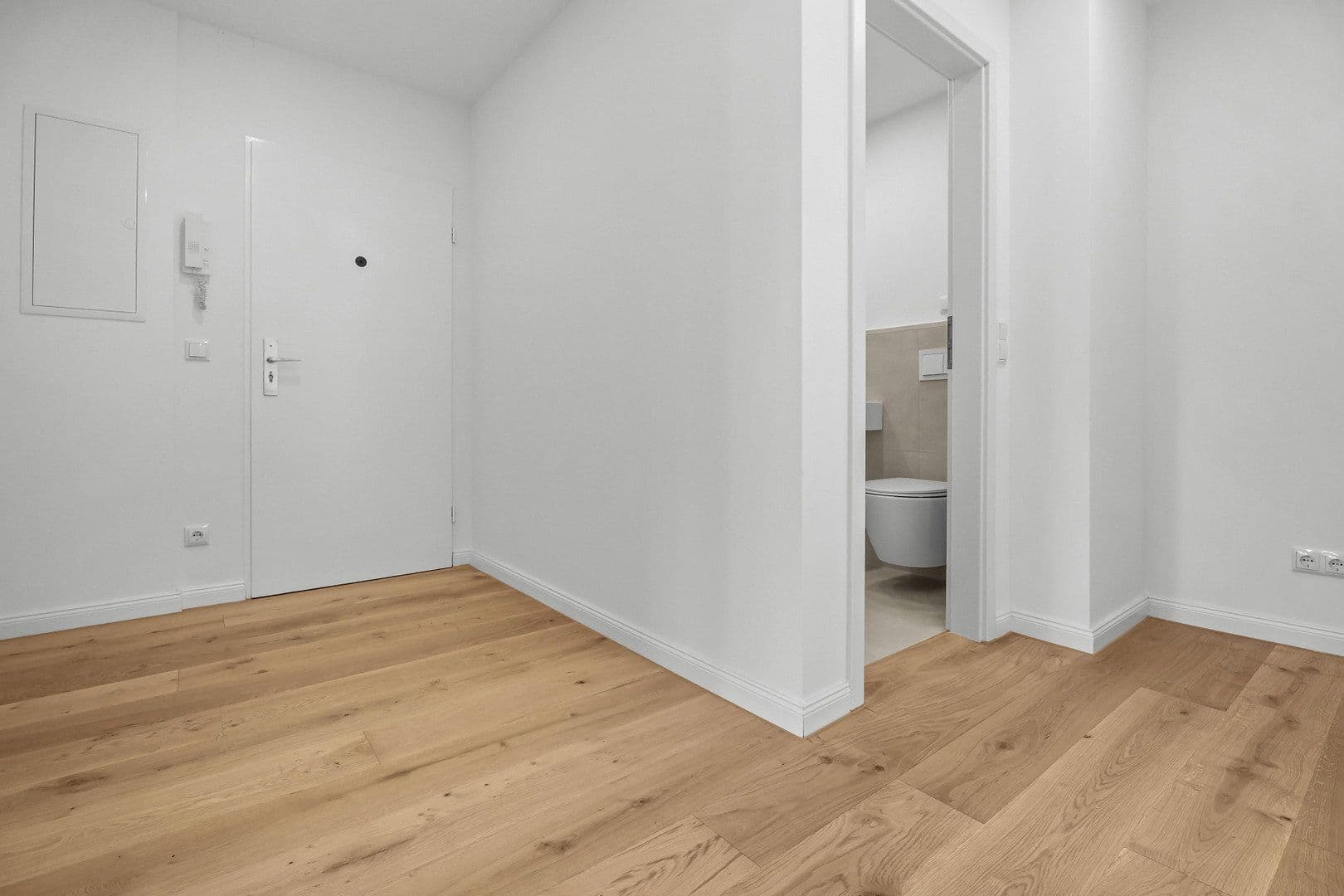 Prenájom bytu 2-izbový 57 m², Berliner Straße 1, Hannover, Dolné Sasko Prenájom bytu 2-izbový 57 m², Berliner Straße 1, Hannover, Dolné Sasko