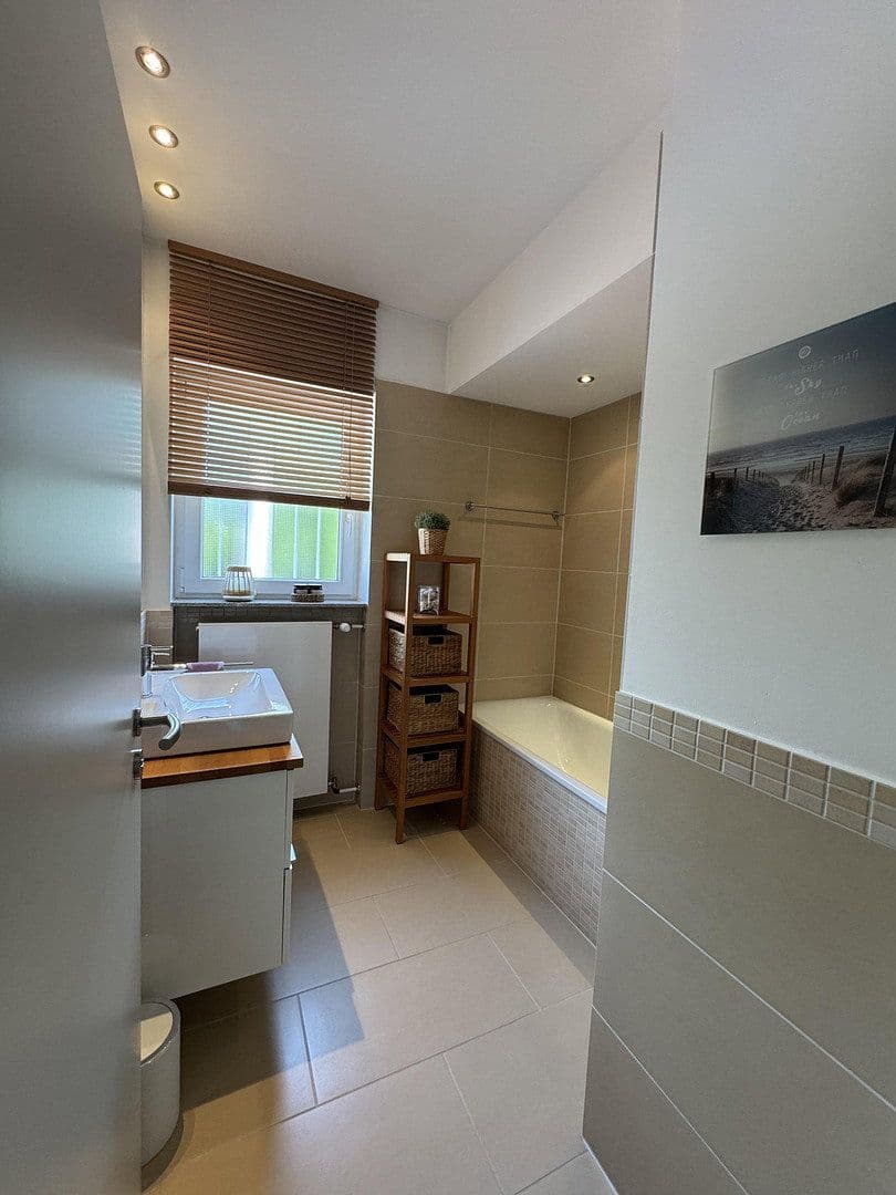 Predaj domu 194 m², pozemok 825 m², Kaarst, Severné Porýnie - Westfálsko Predaj domu 194 m², pozemok 825 m², Kaarst, Severné Porýnie - Westfálsko