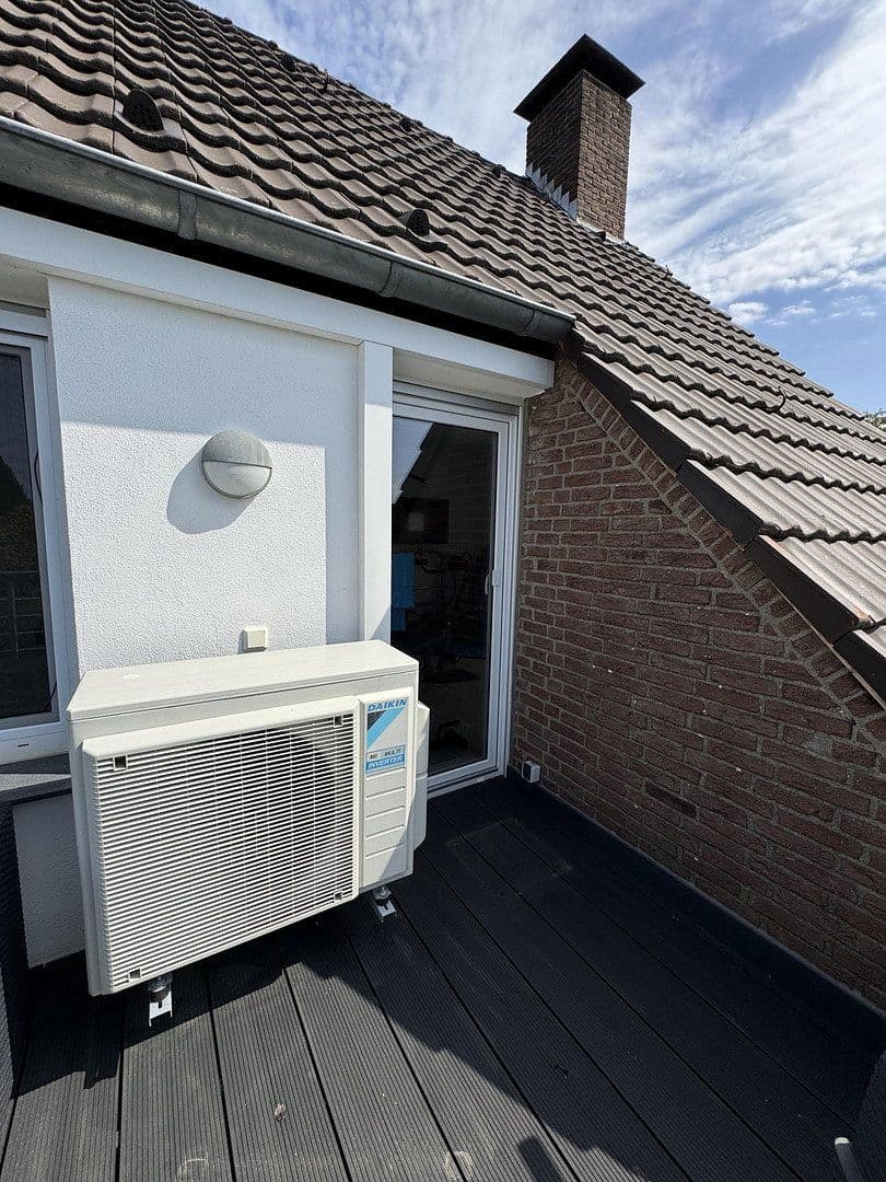 Predaj domu 194 m², pozemok 825 m², Kaarst, Severné Porýnie - Westfálsko Predaj domu 194 m², pozemok 825 m², Kaarst, Severné Porýnie - Westfálsko