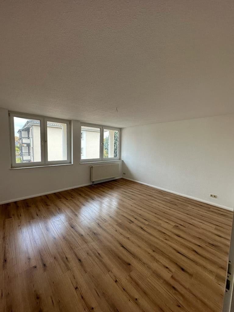 Prenájom bytu 3-izbový 75 m², Poststraße 6, Berga-Wünschendorf, Durínsko Prenájom bytu 3-izbový 75 m², Poststraße 6, Berga-Wünschendorf, Durínsko