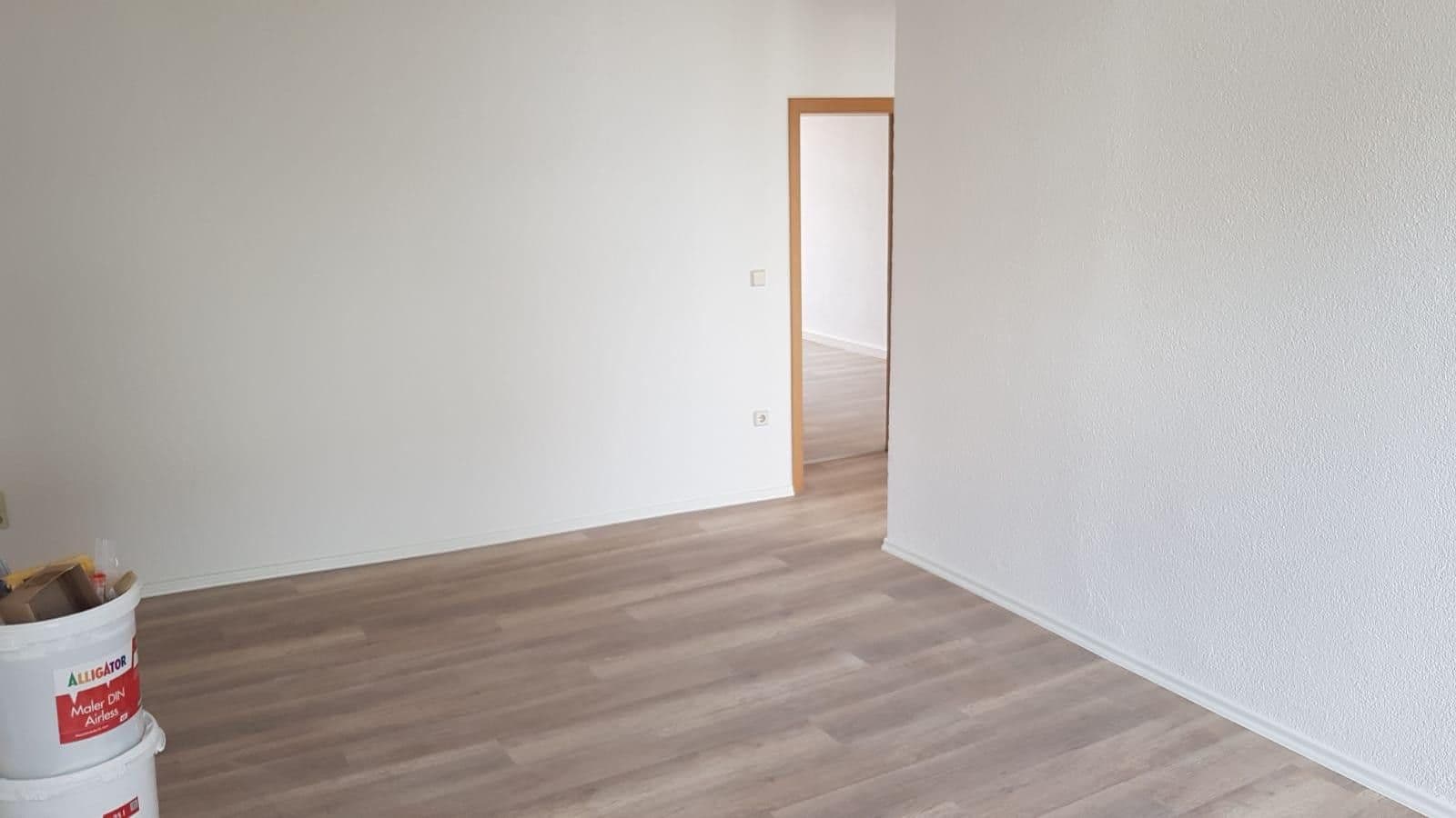 Prenájom bytu 5-izbový 115 m², Lichtentanner Str 14, Zwickau, Sasko Prenájom bytu 5-izbový 115 m², Lichtentanner Str 14, Zwickau, Sasko