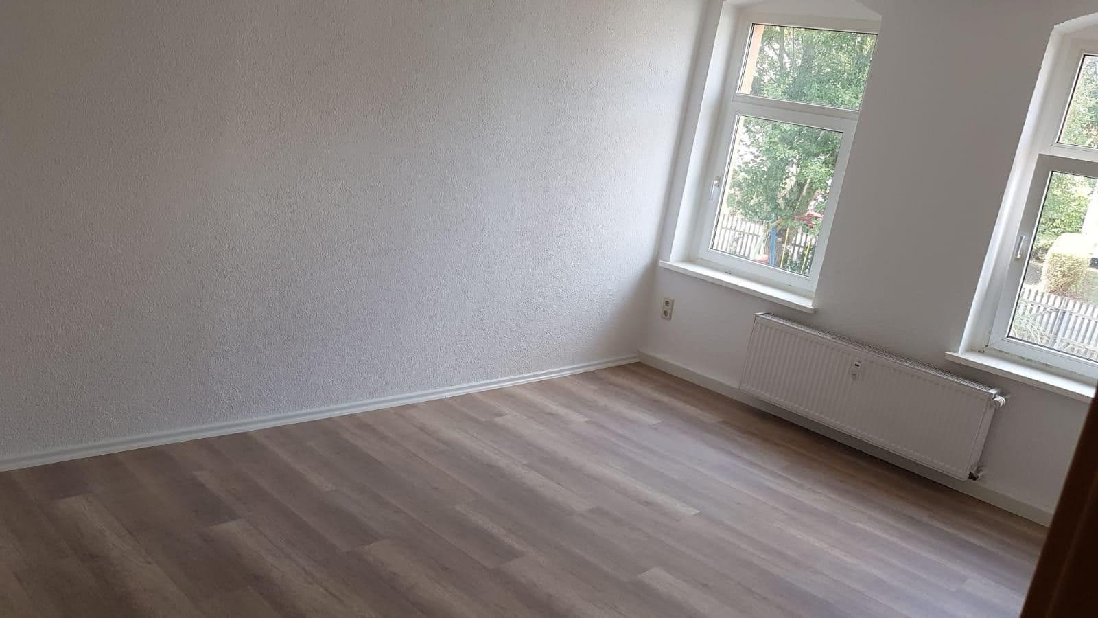 Prenájom bytu 5-izbový 115 m², Lichtentanner Str 14, Zwickau, Sasko Prenájom bytu 5-izbový 115 m², Lichtentanner Str 14, Zwickau, Sasko