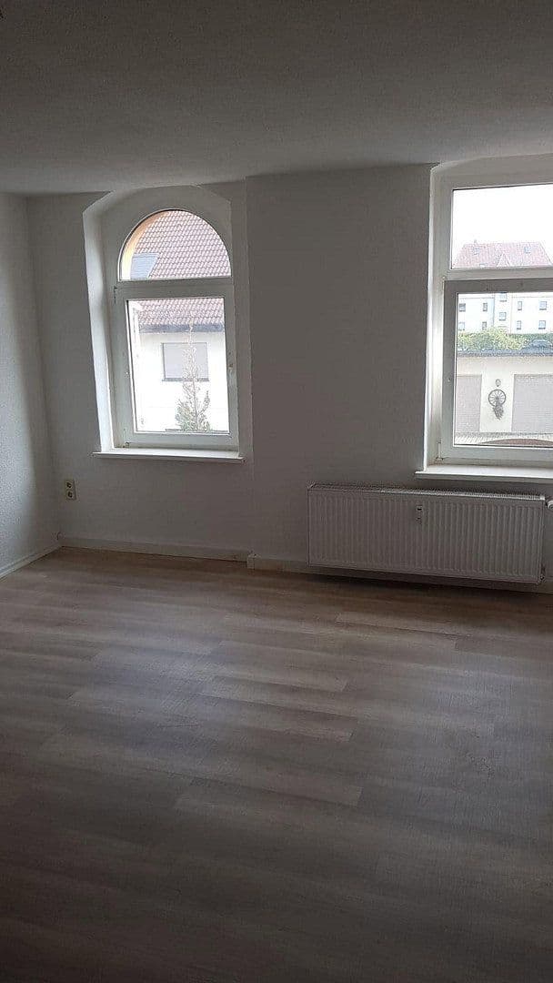 Prenájom bytu 5-izbový 115 m², Lichtentanner Str 14, Zwickau, Sasko Prenájom bytu 5-izbový 115 m², Lichtentanner Str 14, Zwickau, Sasko