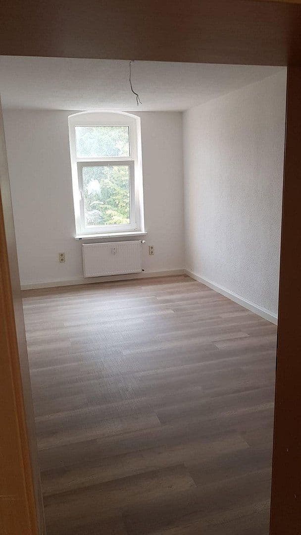Prenájom bytu 5-izbový 115 m², Lichtentanner Str 14, Zwickau, Sasko Prenájom bytu 5-izbový 115 m², Lichtentanner Str 14, Zwickau, Sasko