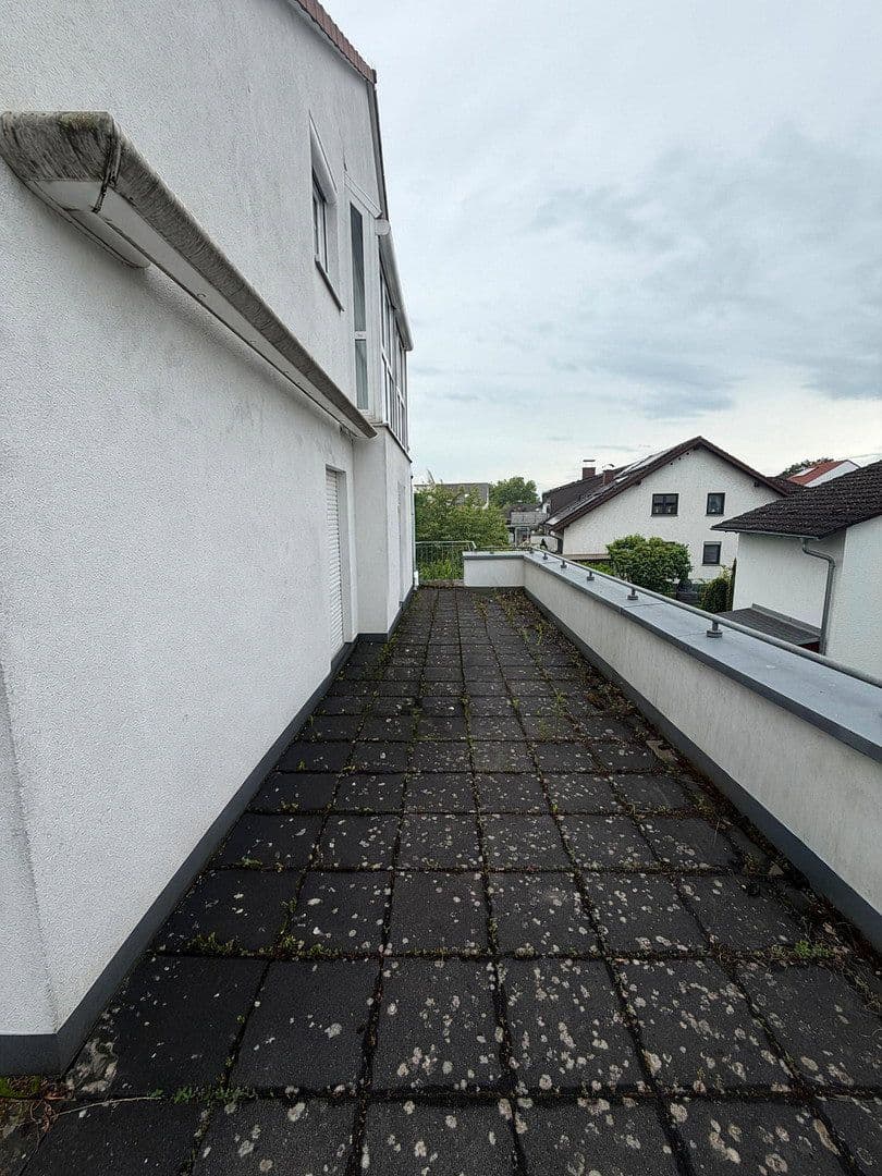 Prenájom bytu 4-izbový 108 m², Am Schlagsbach 11, Dreieich, Hesensko Prenájom bytu 4-izbový 108 m², Am Schlagsbach 11, Dreieich, Hesensko