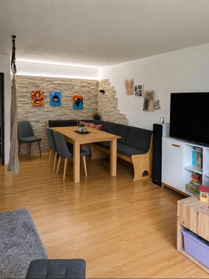 Predaj bytu 4-izbový 102 m², Süßen, Bádensko-Wurttembersko Predaj bytu 4-izbový 102 m², Süßen, Bádensko-Wurttembersko