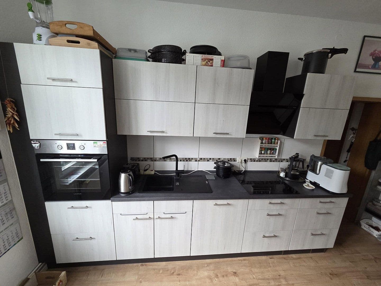 Prenájom bytu 2-izbový 74 m², Werderstr. 30, Dessau-Rosslau, Sasko-Anhaltsko Prenájom bytu 2-izbový 74 m², Werderstr. 30, Dessau-Rosslau, Sasko-Anhaltsko