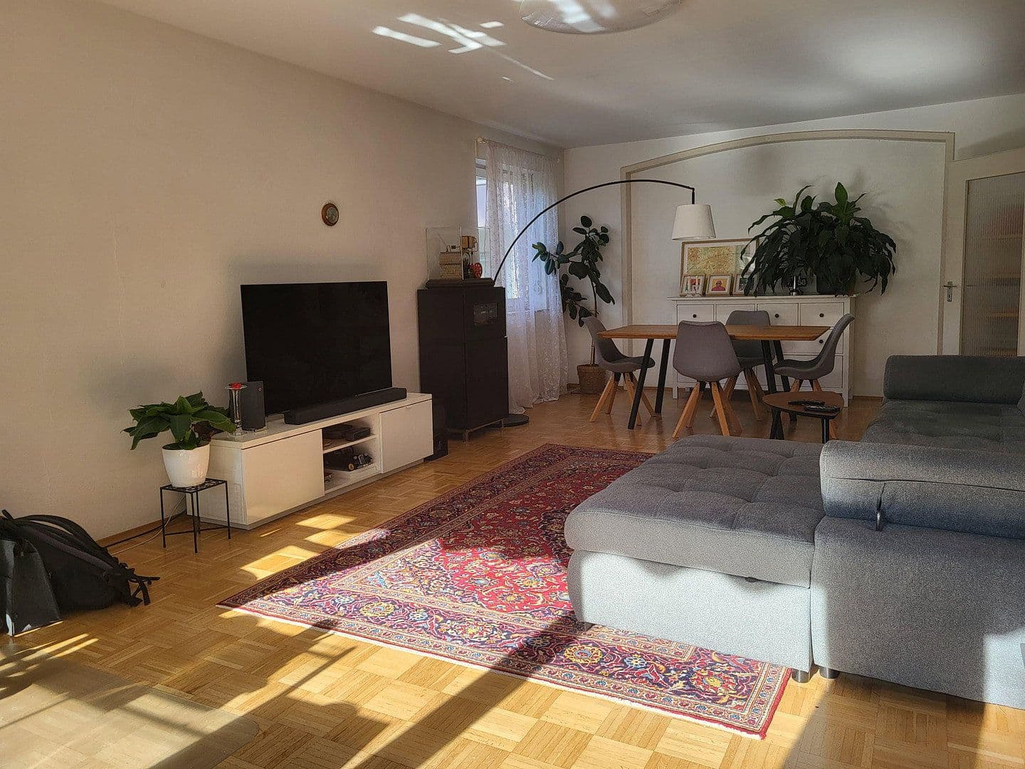 Predaj bytu 2-izbový 92 m², Wiesbaden, Hesensko Predaj bytu 2-izbový 92 m², Wiesbaden, Hesensko