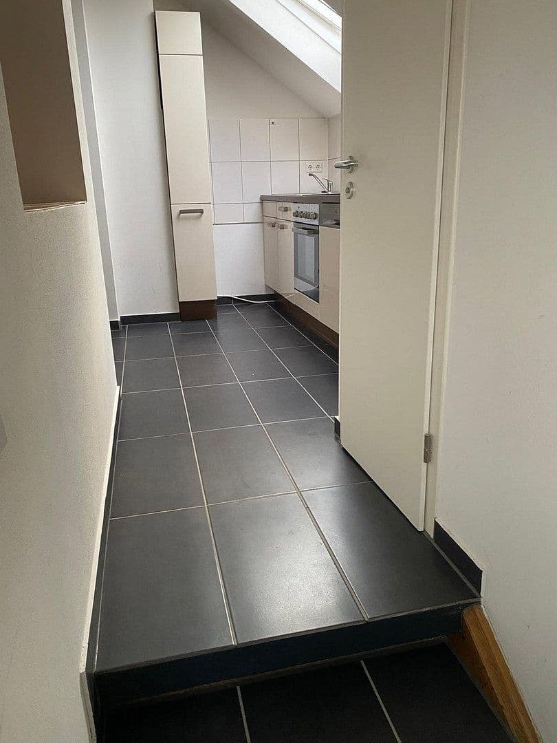 Prenájom bytu 1-izbový 31 m², Ostfildern, Bádensko-Wurttembersko Prenájom bytu 1-izbový 31 m², Ostfildern, Bádensko-Wurttembersko