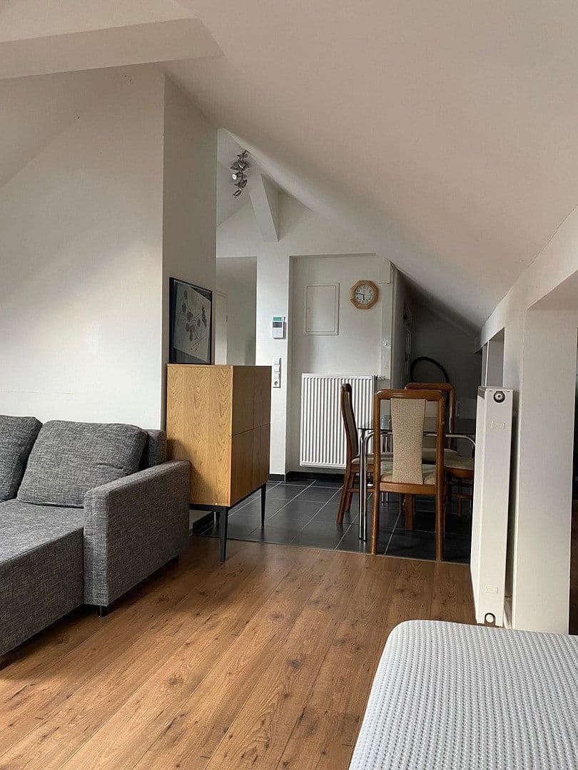 Prenájom bytu 1-izbový 31 m², Ostfildern, Bádensko-Wurttembersko Prenájom bytu 1-izbový 31 m², Ostfildern, Bádensko-Wurttembersko
