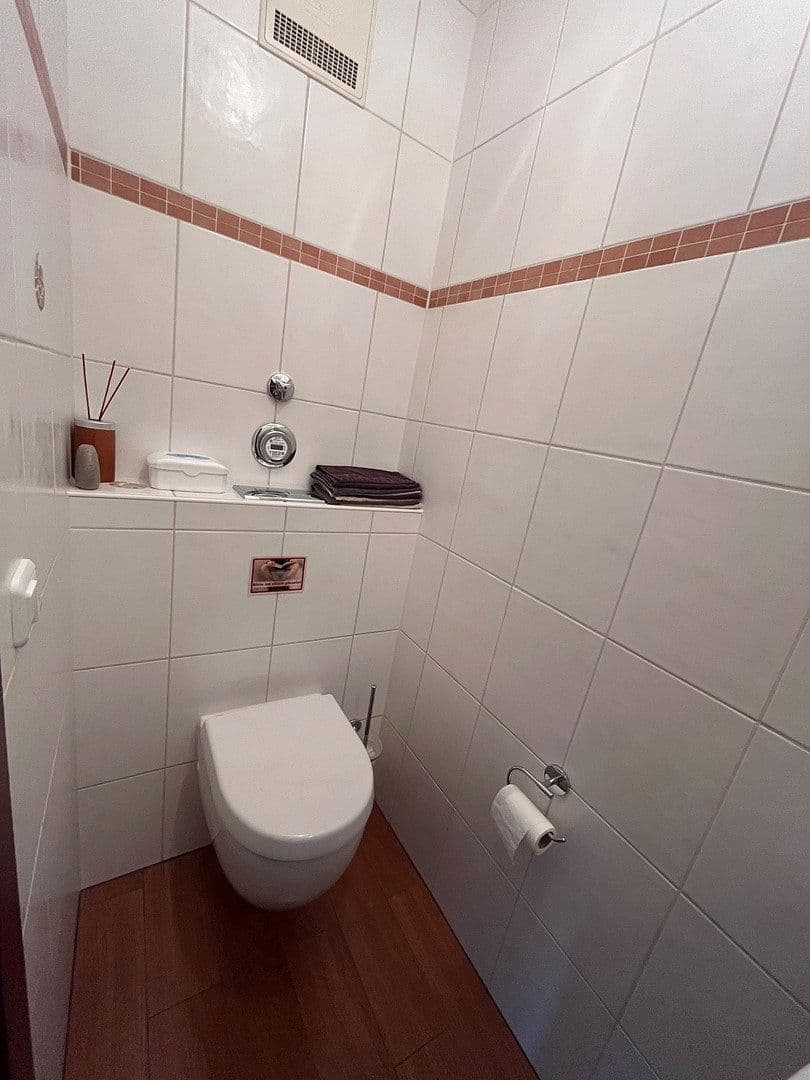 Predaj bytu 6-izbový 155 m², Niedernhausen, Hesensko Predaj bytu 6-izbový 155 m², Niedernhausen, Hesensko