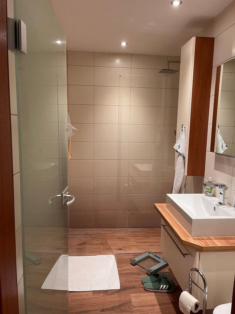 Predaj bytu 6-izbový 155 m², Niedernhausen, Hesensko Predaj bytu 6-izbový 155 m², Niedernhausen, Hesensko