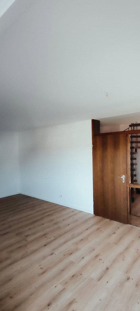Prenájom bytu 2-izbový 64 m², Weil der Stadt, Bádensko-Wurttembersko Prenájom bytu 2-izbový 64 m², Weil der Stadt, Bádensko-Wurttembersko
