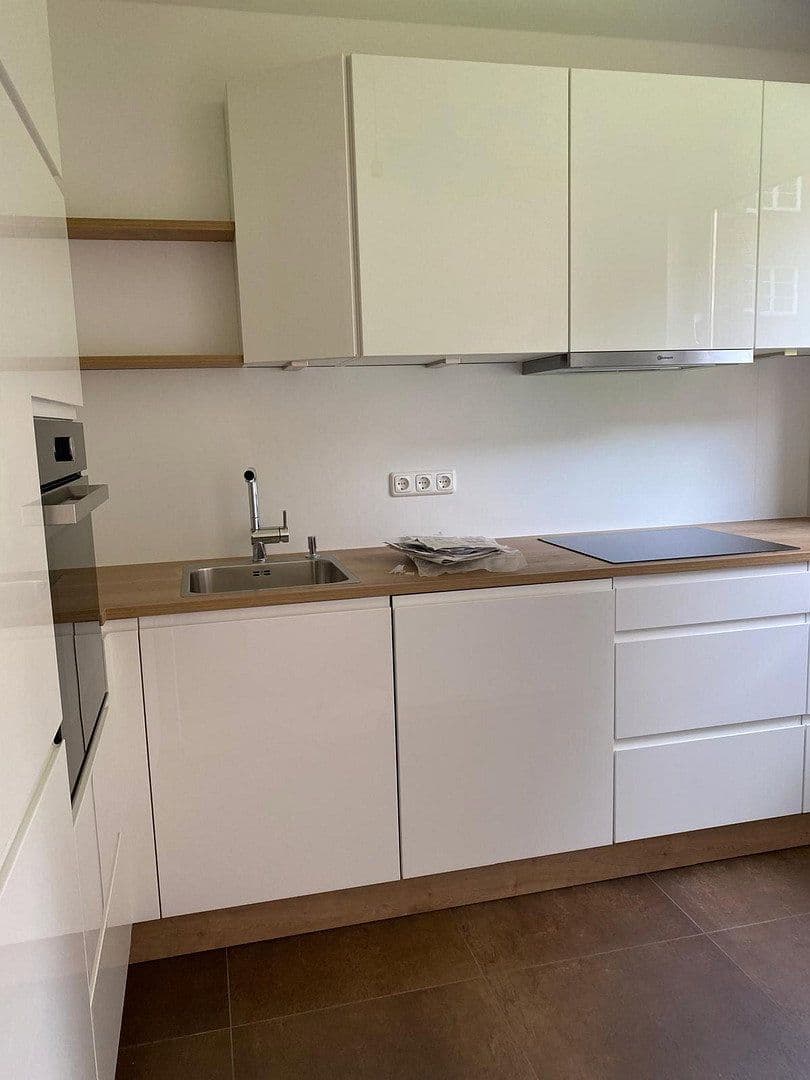 Prenájom bytu 3-izbový 80 m², Lübeck, Šlezvicko-Holštajnsko Prenájom bytu 3-izbový 80 m², Lübeck, Šlezvicko-Holštajnsko