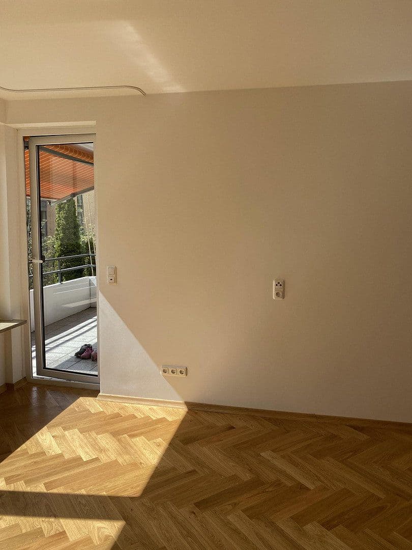 Prenájom bytu 3-izbový 80 m², Lübeck, Šlezvicko-Holštajnsko Prenájom bytu 3-izbový 80 m², Lübeck, Šlezvicko-Holštajnsko