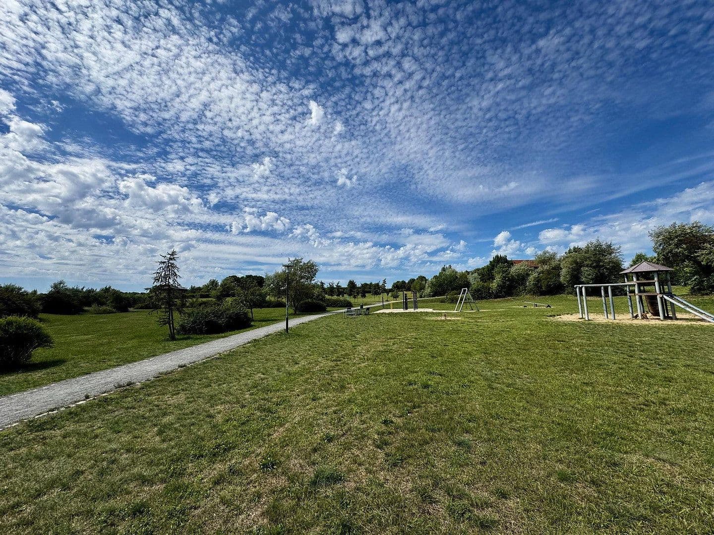 Predaj domu 111 m², pozemok 555 m², Am Kapellenberg 11, Grevesmühlen, Meklenbursko-Predpomoransko Predaj domu 111 m², pozemok 555 m², Am Kapellenberg 11, Grevesmühlen, Meklenbursko-Predpomoransko