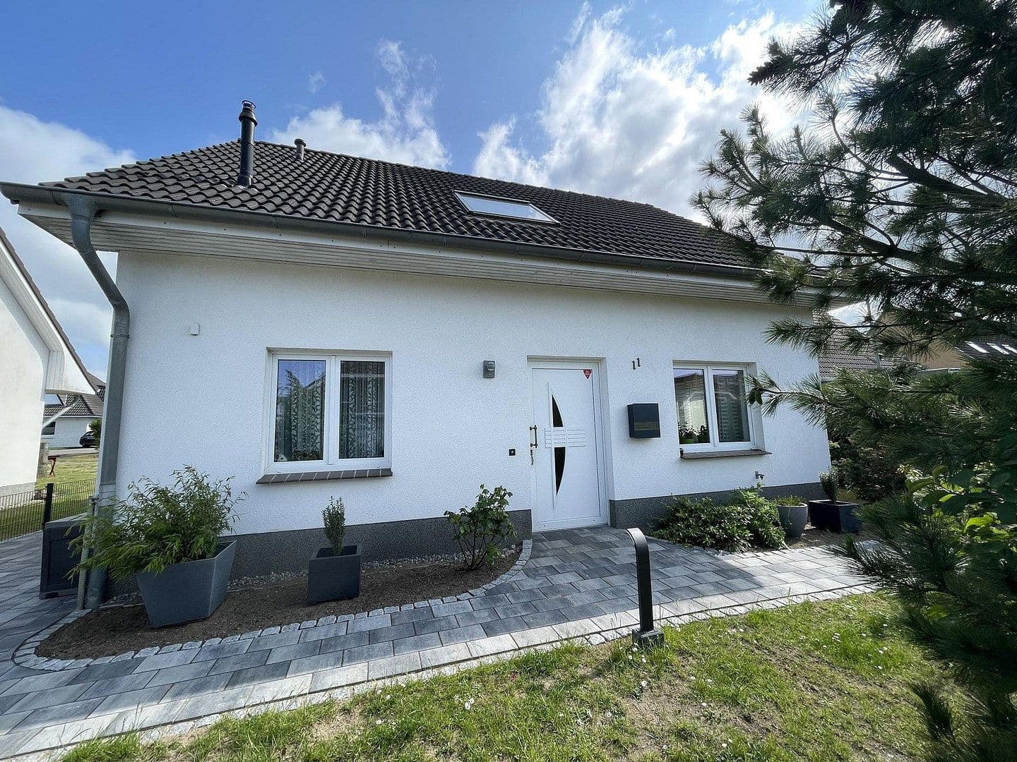 Predaj domu 111 m², pozemok 555 m², Am Kapellenberg 11, Grevesmühlen, Meklenbursko-Predpomoransko Predaj domu 111 m², pozemok 555 m², Am Kapellenberg 11, Grevesmühlen, Meklenbursko-Predpomoransko