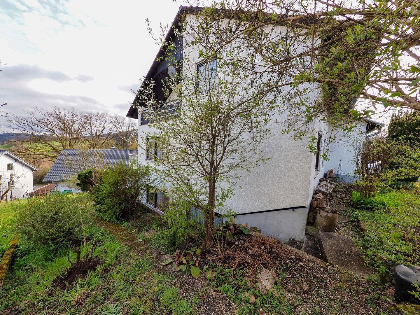 Predaj domu 214 m², pozemok 553 m², Heiligkreuzsteinach, Bádensko-Wurttembersko Predaj domu 214 m², pozemok 553 m², Heiligkreuzsteinach, Bádensko-Wurttembersko