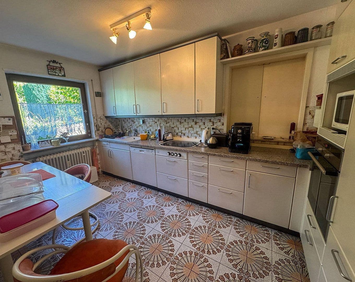 Predaj domu 214 m², pozemok 553 m², Heiligkreuzsteinach, Bádensko-Wurttembersko Predaj domu 214 m², pozemok 553 m², Heiligkreuzsteinach, Bádensko-Wurttembersko