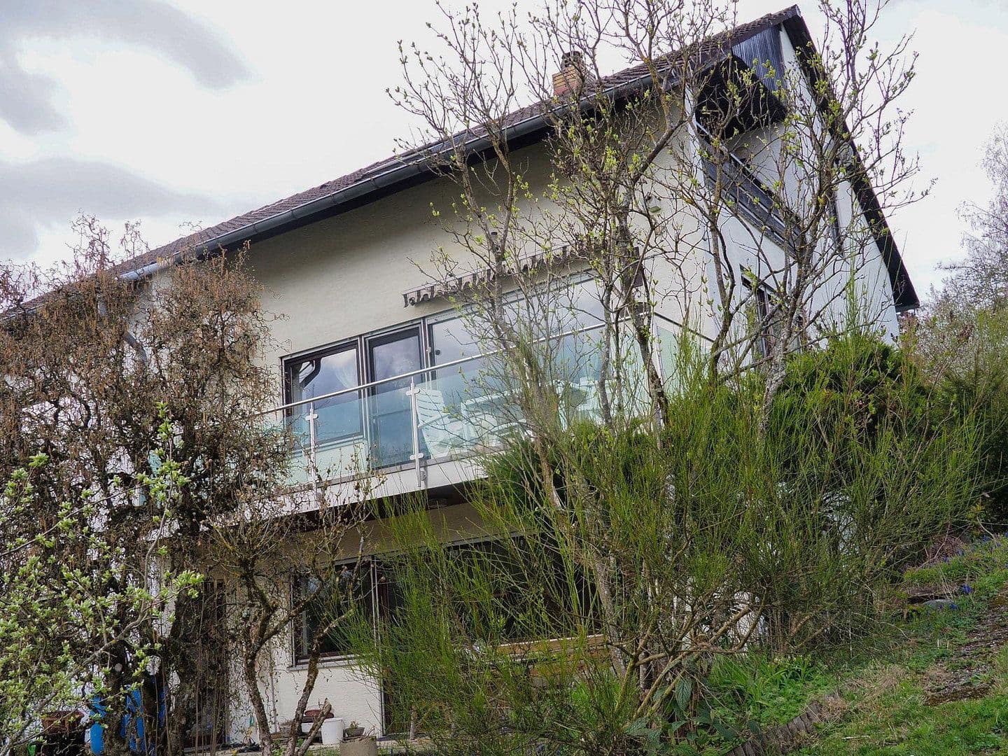 Predaj domu 214 m², pozemok 553 m², Heiligkreuzsteinach, Bádensko-Wurttembersko Predaj domu 214 m², pozemok 553 m², Heiligkreuzsteinach, Bádensko-Wurttembersko