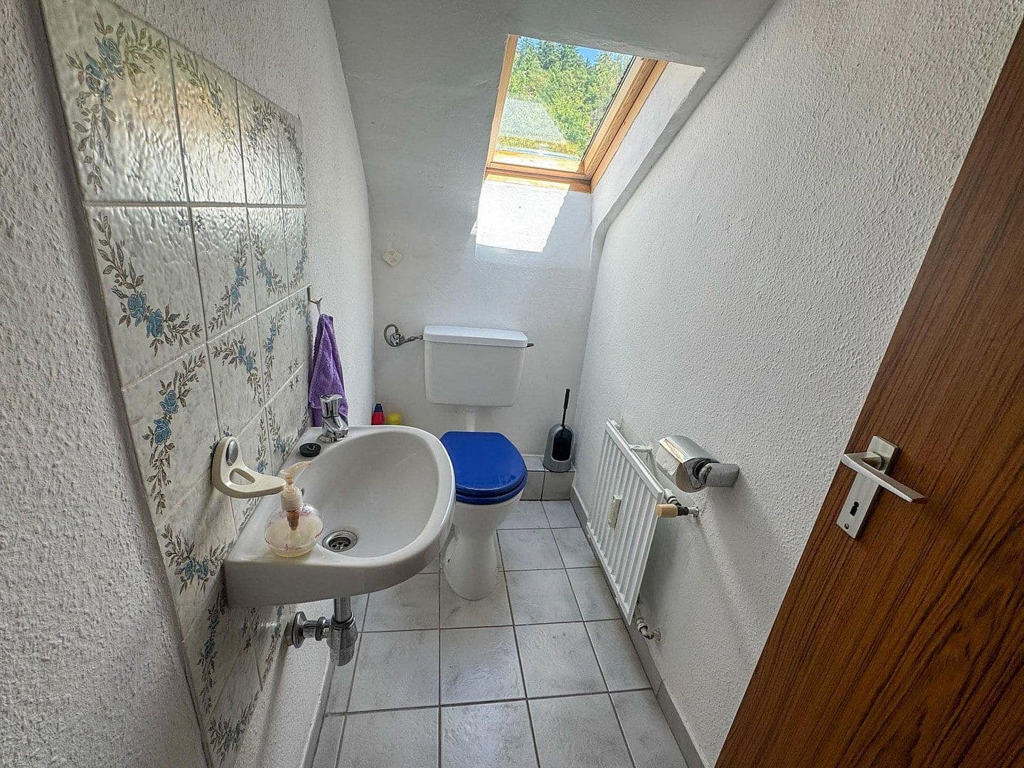 Predaj domu 214 m², pozemok 553 m², Heiligkreuzsteinach, Bádensko-Wurttembersko Predaj domu 214 m², pozemok 553 m², Heiligkreuzsteinach, Bádensko-Wurttembersko