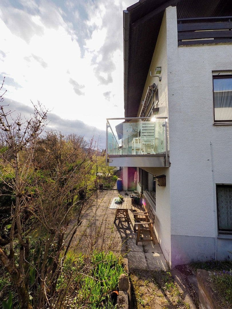 Predaj domu 214 m², pozemok 553 m², Heiligkreuzsteinach, Bádensko-Wurttembersko Predaj domu 214 m², pozemok 553 m², Heiligkreuzsteinach, Bádensko-Wurttembersko