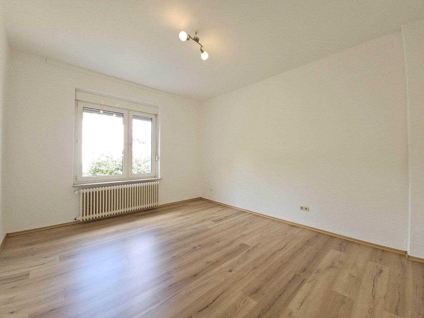 Prenájom bytu 3-izbový 88 m², Niedersteinanlage 3, Lüdenscheid, Severné Porýnie - Westfálsko Prenájom bytu 3-izbový 88 m², Niedersteinanlage 3, Lüdenscheid, Severné Porýnie - Westfálsko