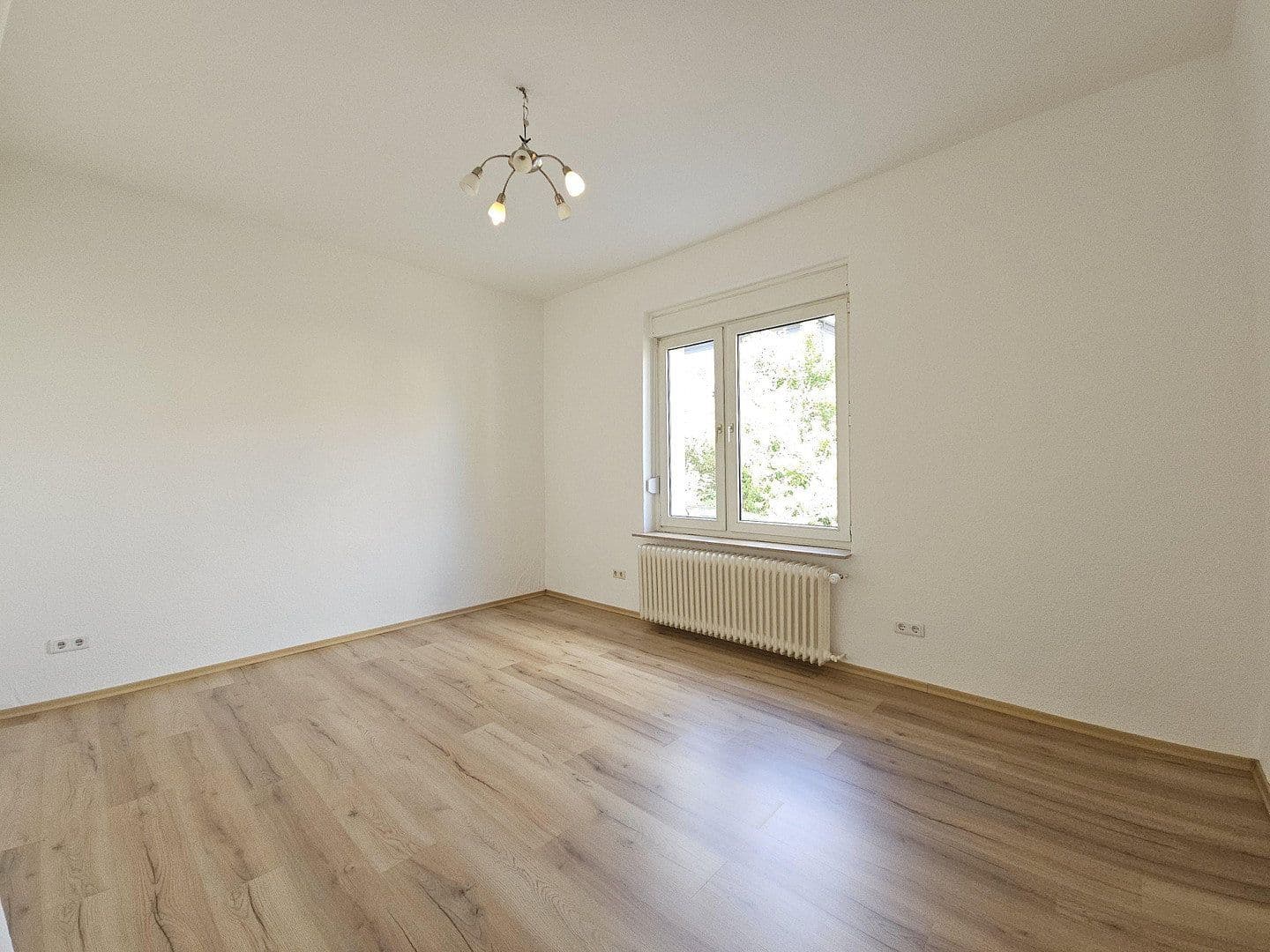 Prenájom bytu 3-izbový 88 m², Niedersteinanlage 3, Lüdenscheid, Severné Porýnie - Westfálsko Prenájom bytu 3-izbový 88 m², Niedersteinanlage 3, Lüdenscheid, Severné Porýnie - Westfálsko