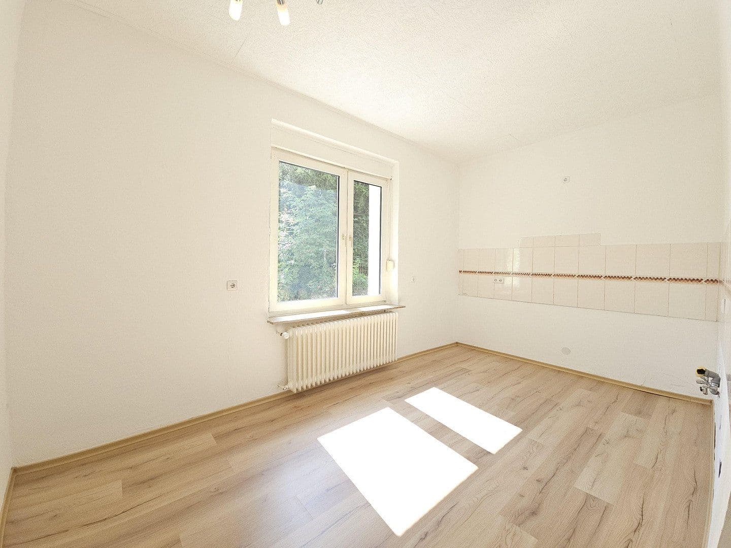 Prenájom bytu 3-izbový 88 m², Niedersteinanlage 3, Lüdenscheid, Severné Porýnie - Westfálsko Prenájom bytu 3-izbový 88 m², Niedersteinanlage 3, Lüdenscheid, Severné Porýnie - Westfálsko